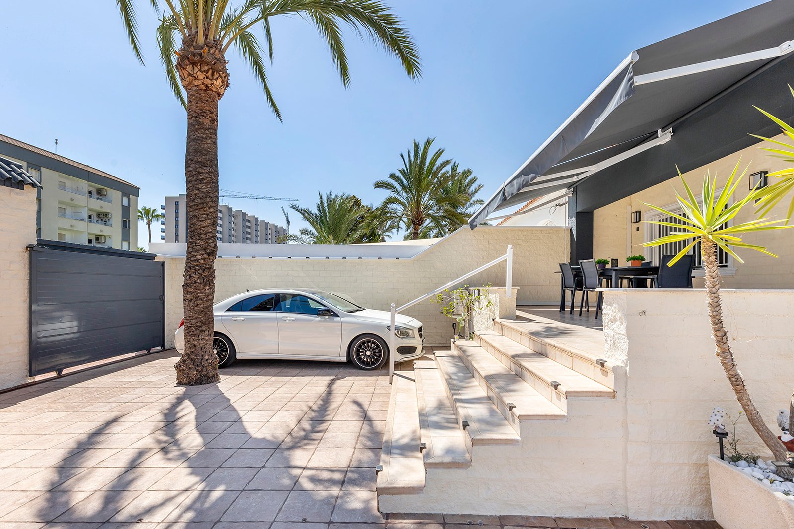 Villa a Rocio Del Mar, Alicante, Spagna 4 camere da letto, 141 mq. N° 128857