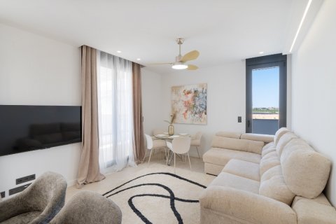 Huoneisto myytävänä Los Alcazares, Murcia, Espanja, 2 makuuhuonetta, 75 m2 No. 129491 - kuva 2