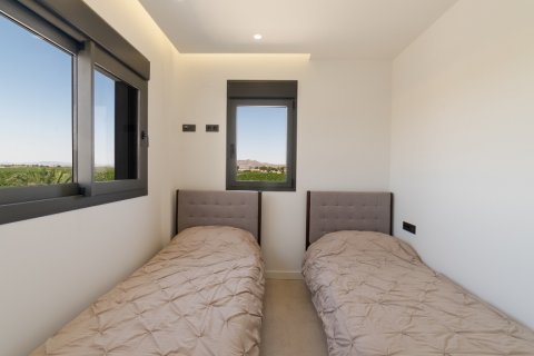 Huoneisto myytävänä Los Alcazares, Murcia, Espanja, 2 makuuhuonetta, 75 m2 No. 129491 - kuva 21