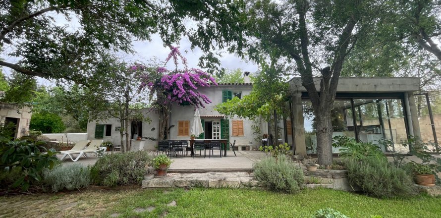 Finca Llubi, Mallorca, Spanien 5 Schlafzimmer, 225 m2 Nr. 129489