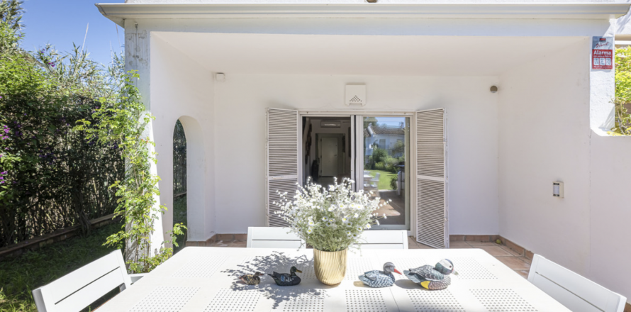 Townhouse Cabopino, Malaga, Spain 2 bedrooms, 115 sq.m. No. 127514