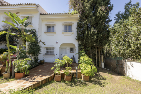 Townhouse for sale Cabopino, Malaga, Spain 2 bedrooms, 115 sq.m. No. 127514 - photo 13