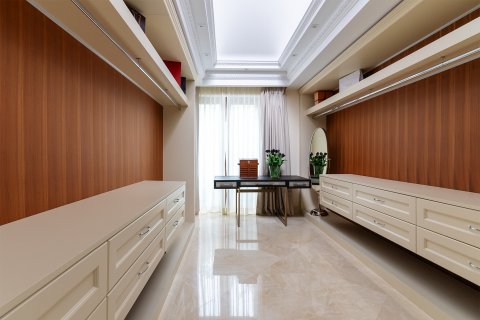 House for sale Marbella, Malaga, Spain 8 bedrooms, 2200 sq.m. No. 127511 - photo 28