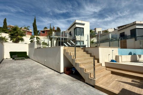 Villa zur Miete Finestrat, Alicante, Spanien 4 Schlafzimmer, 177 m2 Nr. 129675 - Foto 3