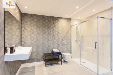 Huoneisto myytävänä Valencia, Espanja, 1 makuuhuone, 73.3 m2 No. 129676 - kuva 16