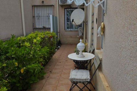 Bungalow for sale Alicante, Spain 2 bedrooms,  No. 129673 - photo 7