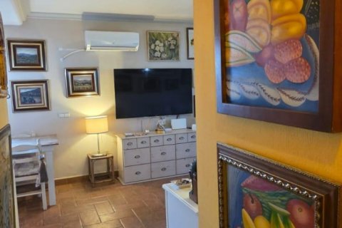 Bungalow for sale Alicante, Spain 2 bedrooms,  No. 129673 - photo 23