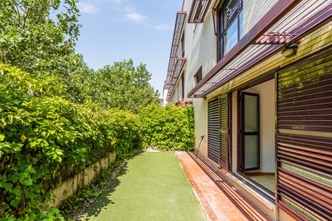Apartment for sale Las Rozas de Madrid, Madrid, Spain 3 bedrooms, 198 sq.m. No. 122146 - photo 13