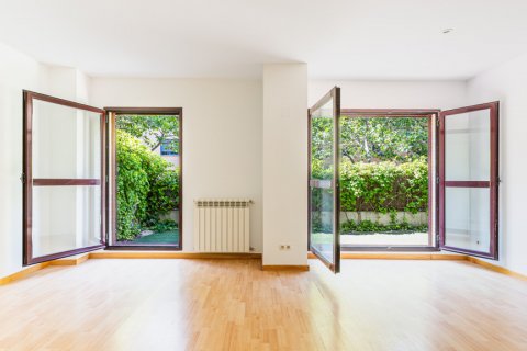 Apartment for sale Las Rozas de Madrid, Madrid, Spain 3 bedrooms, 198 sq.m. No. 122146 - photo 12
