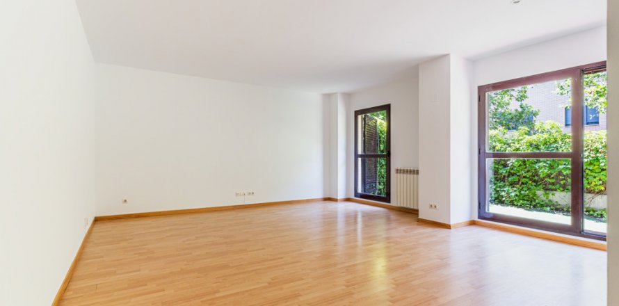 Apartment Las Rozas de Madrid, Madrid, Spain 3 bedrooms, 198 sq.m. No. 122146