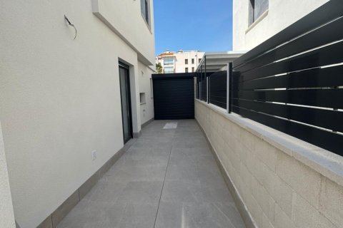 Villa for sale Guardamar del Segura, Alicante, Spain 4 bedrooms, 171 sq.m. No. 125437 - photo 30