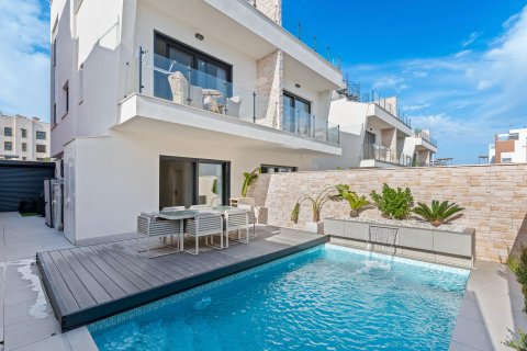 Villa for sale Guardamar del Segura, Alicante, Spain 4 bedrooms, 171 sq.m. No. 125437 - photo 1
