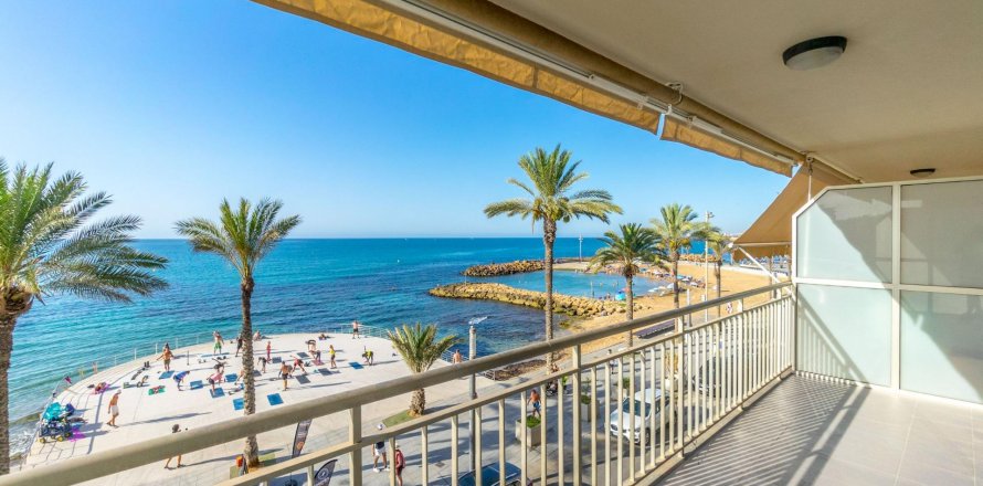 Apartment Torrevieja, Alicante, Spain 4 bedrooms, 109 sq.m. No. 125438