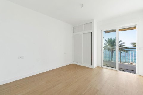 Apartment for sale Torrevieja, Alicante, Spain 4 bedrooms, 109 sq.m. No. 125438 - photo 9