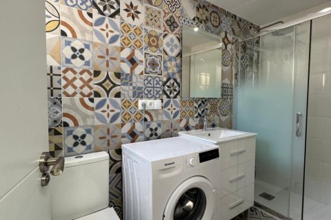 Kamienica Torrevieja, Alicante, Hiszpania 5 sypialni, 130 mkw. nr 125436 – zdjęcie 22