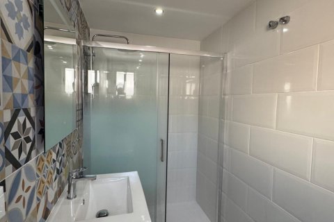 Kamienica Torrevieja, Alicante, Hiszpania 5 sypialni, 130 mkw. nr 125436 – zdjęcie 20
