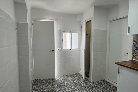 Kamienica Torrevieja, Alicante, Hiszpania 5 sypialni, 130 mkw. nr 125436 – zdjęcie 7