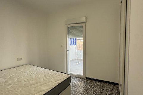 Kamienica Torrevieja, Alicante, Hiszpania 5 sypialni, 130 mkw. nr 125436 – zdjęcie 16