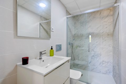 Wohnung zum Verkauf Alicante, Spanien 2 Schlafzimmer, 70 m2 Nr. 131519 - Foto 10