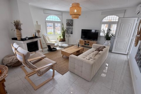 Villa en venta Torrevieja, Alicante, España 3 dormitorios, 151 m2 No. 131520 - foto 7