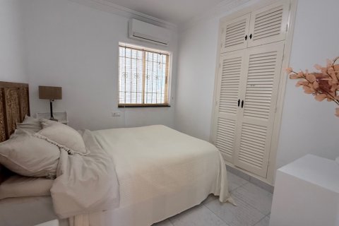 Villa en venta Torrevieja, Alicante, España 3 dormitorios, 151 m2 No. 131520 - foto 10
