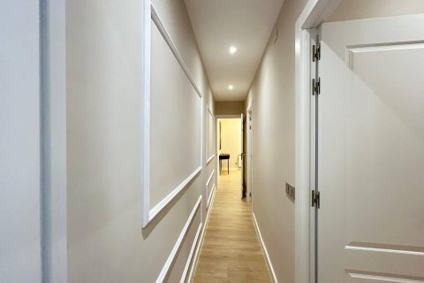 Apartment for sale Madrid, Spain 2 bedrooms, 113 sq.m. No. 129421 - photo 29