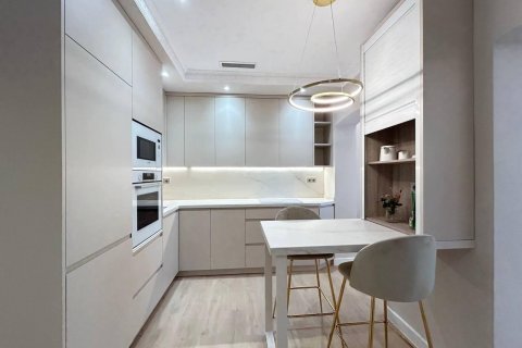 Apartment for sale Madrid, Spain 2 bedrooms, 113 sq.m. No. 129421 - photo 12