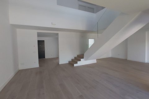 Townhouse for rent Alcobendas, Madrid, Spain 5 bedrooms, 250 sq.m. No. 129425 - photo 4
