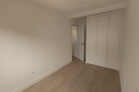 Townhouse for rent Alcobendas, Madrid, Spain 5 bedrooms, 250 sq.m. No. 129425 - photo 26