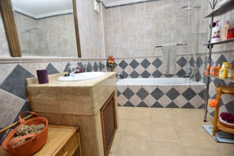Villa zum Verkauf Algorfa, Alicante, Spanien 3 Schlafzimmer, 271 m2 Nr. 129127 - Foto 22