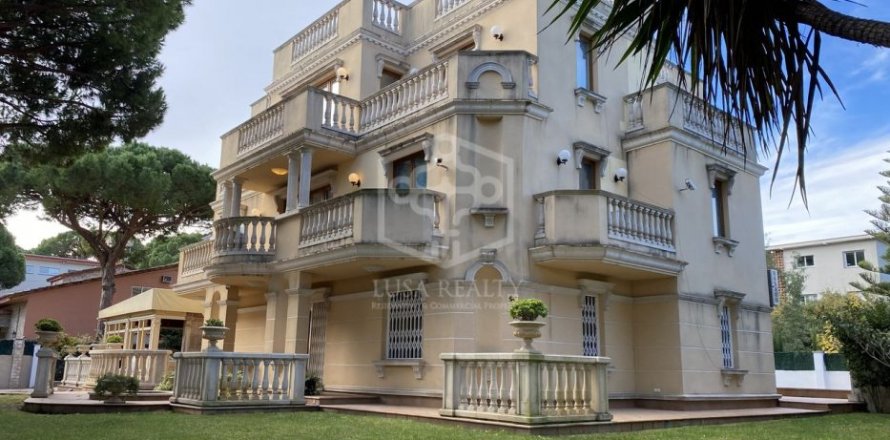 Villa Castelldefels, Barcelona, Espagne 6 chambres, 670 m2 No. 128019