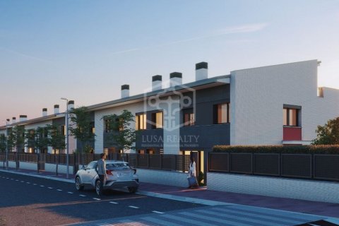 Townhouse for sale Teia, Barcelona, Spain 4 bedrooms, 253 sq.m. No. 128025 - photo 11
