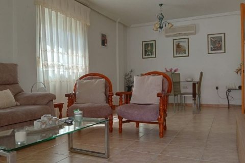 Villa en venta Pilar de la Horadada, Alicante, España 4 dormitorios, 150 m2 No. 125091 - foto 18