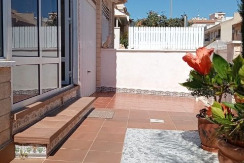 Villa en venta Pilar de la Horadada, Alicante, España 4 dormitorios, 150 m2 No. 125091 - foto 6