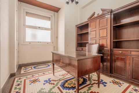Huoneisto myytävänä Valencia, Espanja, 4 makuuhuonetta, 170 m2 No. 132770 - kuva 12
