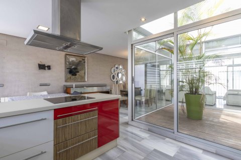 Villa zum Verkauf Massamagrell, Valencia, Spanien 4 Schlafzimmer, 280 m2 Nr. 132772 - Foto 1