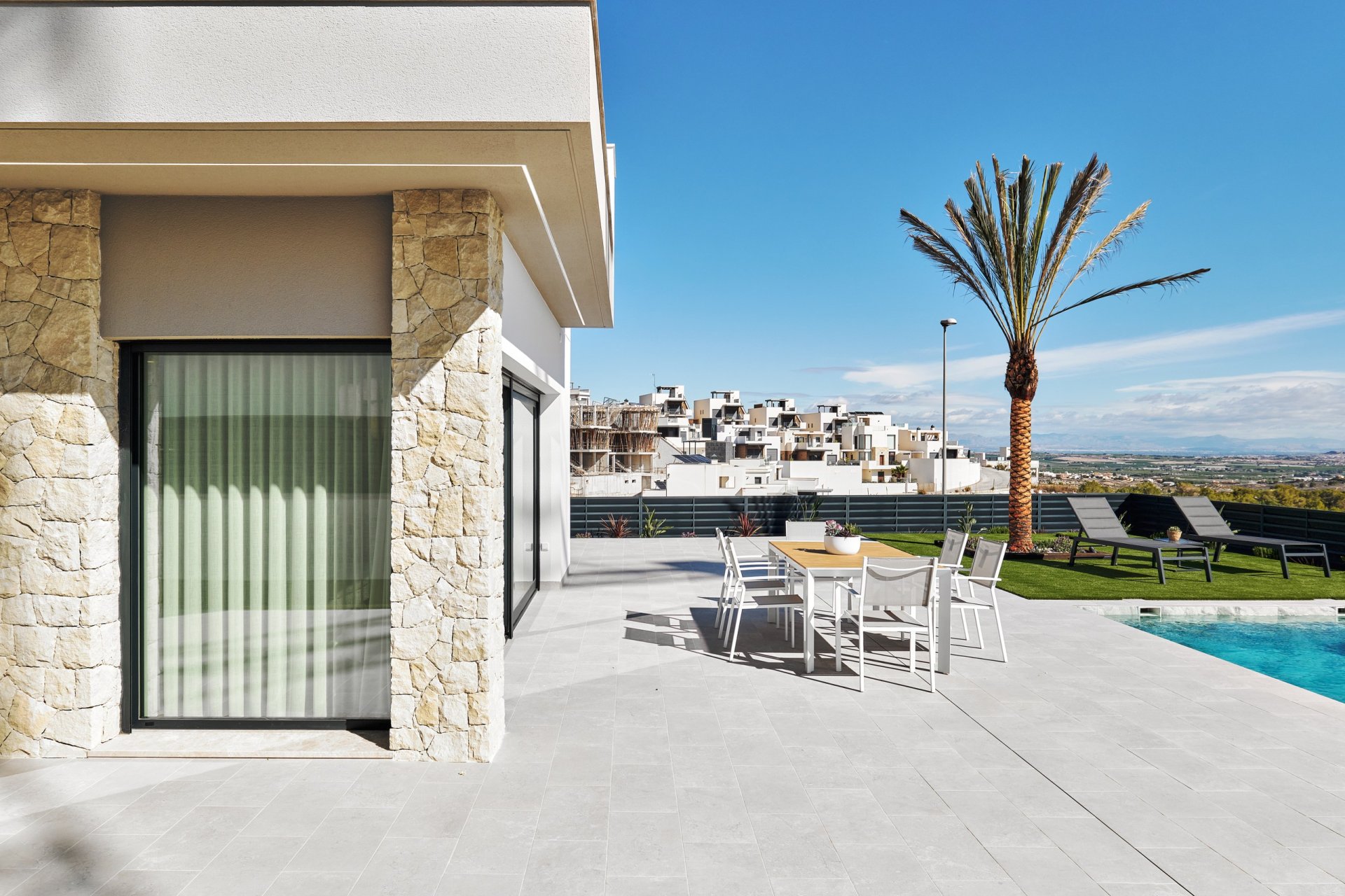 Villa in San Miguel de Salinas, Alicante, Spanien 3 Schlafzimmer, 237 m2 Nr. 132585