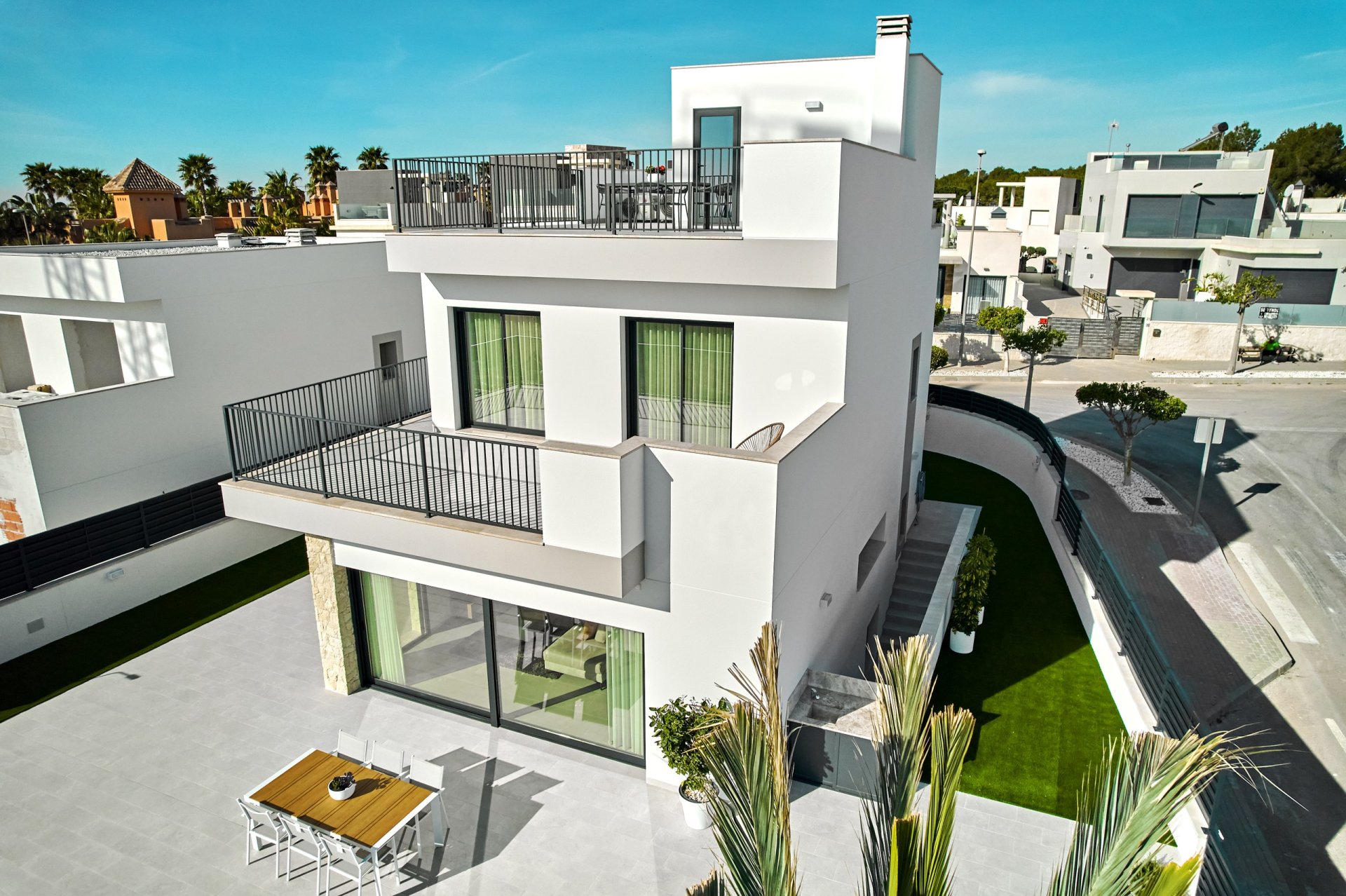 Villa in San Miguel de Salinas, Alicante, Spanien 3 Schlafzimmer, 237 m2 Nr. 132585