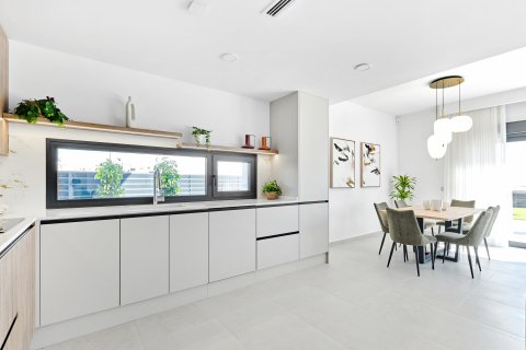 Huvila myytävänä San Miguel de Salinas, Alicante, Espanja, 3 makuuhuonetta, 237 m2 No. 132584 - kuva 29