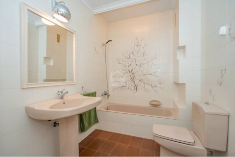 Apartment for sale Mahon, Menorca, Spain 4 bedrooms, 217 sq.m. No. 127937 - photo 9