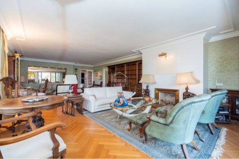 Apartment for sale Mahon, Menorca, Spain 4 bedrooms, 217 sq.m. No. 127937 - photo 4