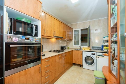 Apartment for sale Mahon, Menorca, Spain 4 bedrooms, 109 sq.m. No. 127938 - photo 4