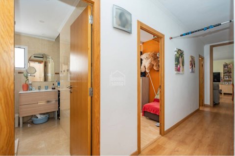 Apartment for sale Mahon, Menorca, Spain 4 bedrooms, 109 sq.m. No. 127938 - photo 10