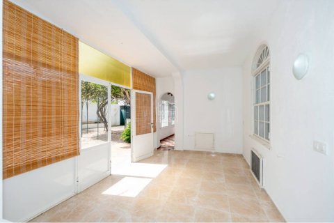Townhouse for sale Mahon, Menorca, Spain 6 bedrooms, 382 sq.m. No. 127941 - photo 3