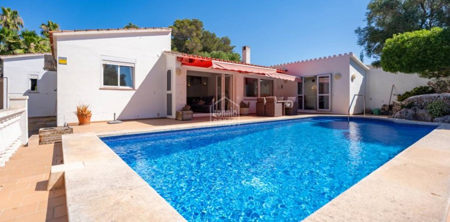 Villa Mahon, Menorca, Spain 4 bedrooms, 146 sq.m. No. 127943