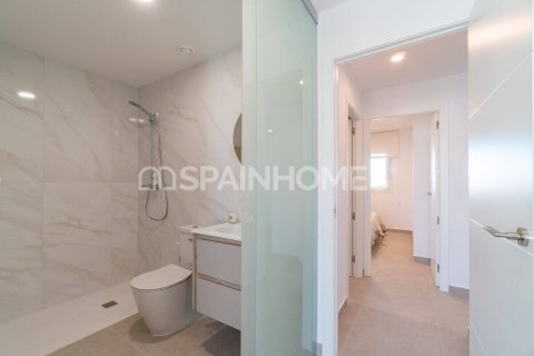 Huoneisto myytävänä Orihuela, Alicante, Espanja, 3 makuuhuonetta, 100 m2 No. 121754 - kuva 25