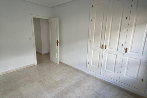 Продажа квартиры Ориуэла, Аликанте, Испания 2 спальни, 112м2 №127786 - фото 12