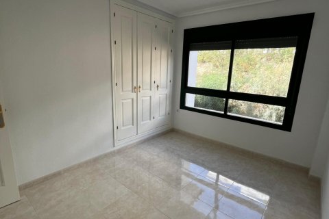Продажа квартиры Ориуэла, Аликанте, Испания 2 спальни, 112м2 №127786 - фото 10