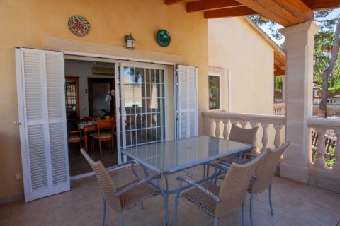Villa zum Verkauf Santa Ponsa, Mallorca, Spanien 3 Schlafzimmer, 244 m2 Nr. 127026 - Foto 10