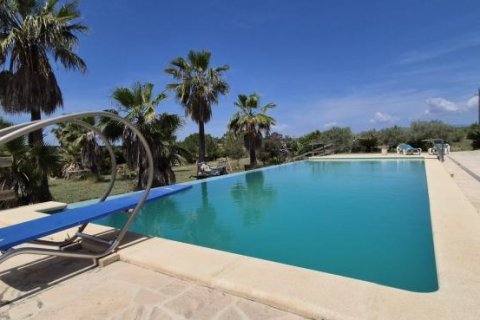Продажа виллы Ллорет де Висталегре, Майорка, Испания 6 спален, 470м2 №127025 - фото 2